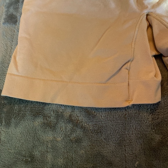 Spandex shorts - Picture 3 of 5